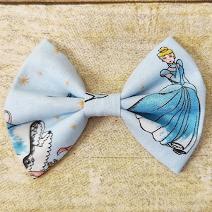 Cinderella hair bow | Cinderella bow | Cinderella hair clip | Princess hair bow | Disney princess bow | Cinderella | Princess birthday party