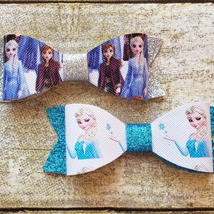 Elsa hair bow | Elsa bow | Princess Elsa hair bow | Frozen hair bow | Frozen bow | Elsa and Anna bow | Frozen hair clip | Elsa hair clip