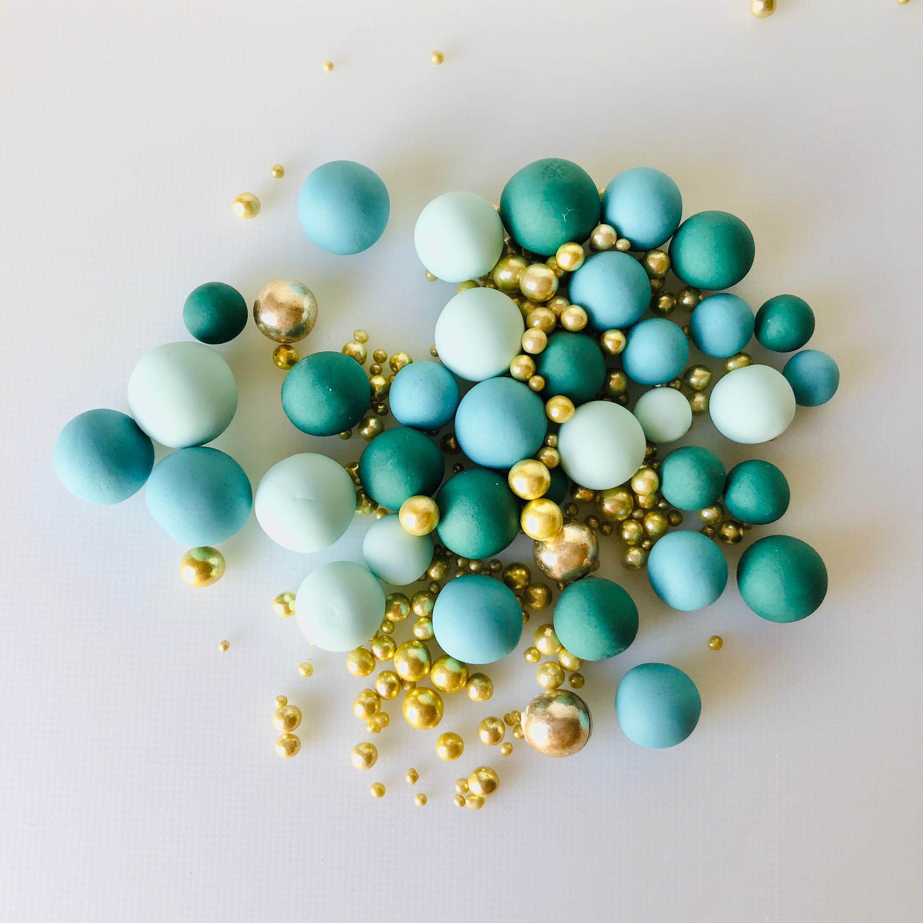 Edible Pearls/sage Green/ivory/white & Gold. 
