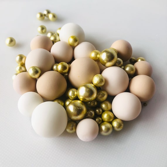 Edible Pearls/cake Toppers/nude/soft Clay With White and Gold. 