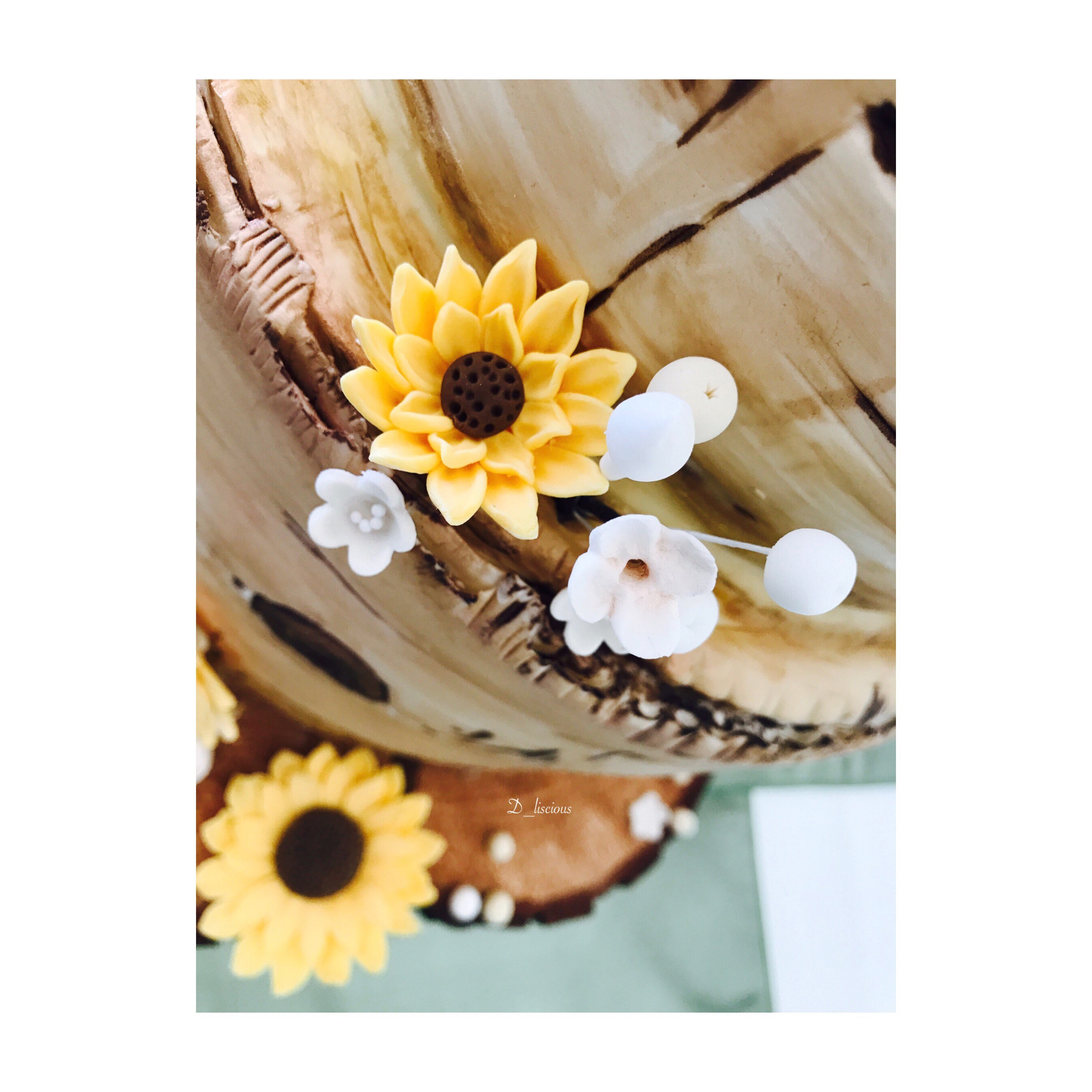 Edible Sunflowers daisys gerbera. Wedding/ Cake toppers. Any Etsy