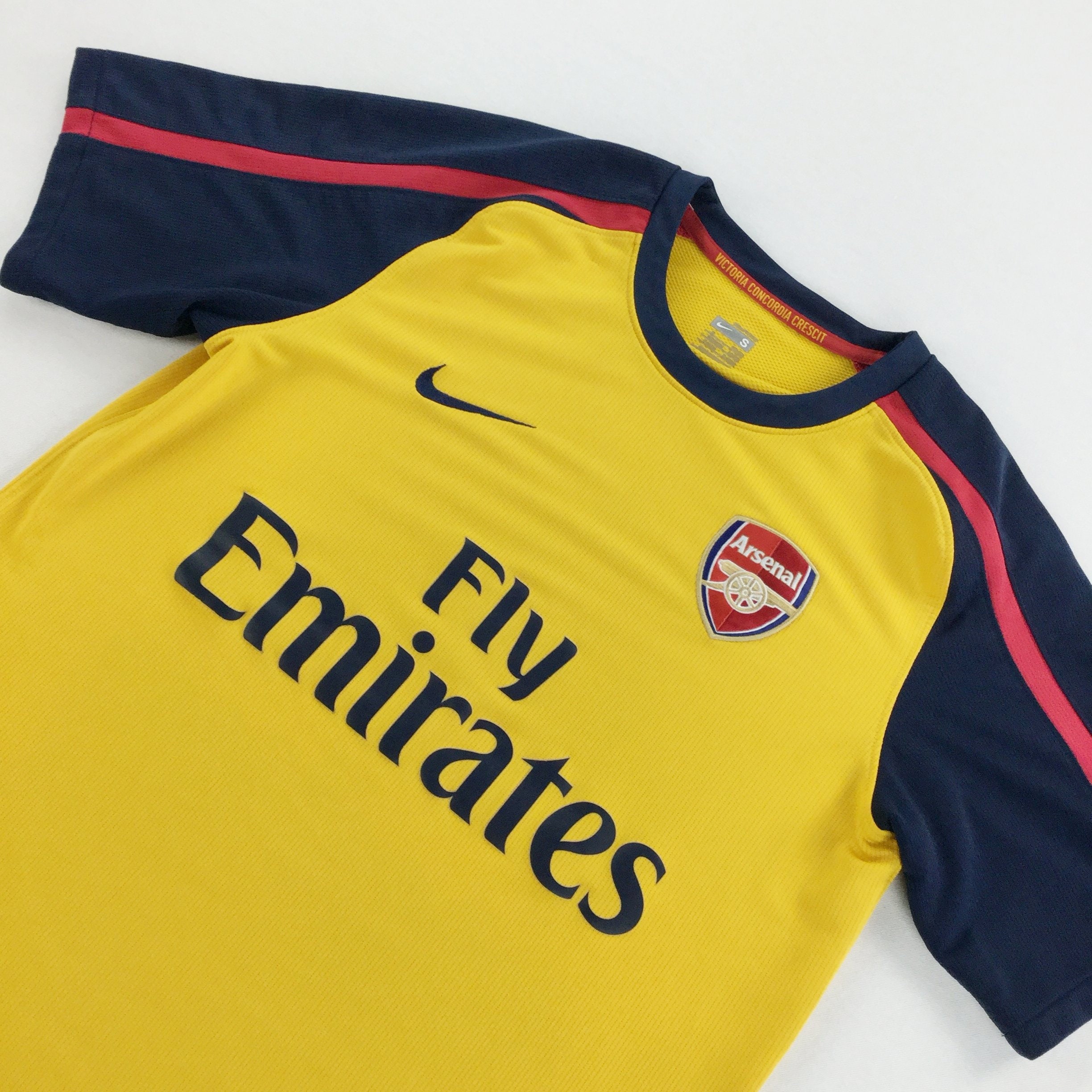 nike arsenal jersey