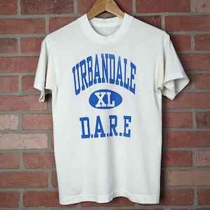 Vintage 90s Urbandale D.A.R.E ORIGINAL Graphic Tee - Small