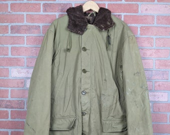 Vintage 1940s WW2 Alpaca Fur Lined Zip-hood Button Down Cold Vintage 1940s WW2 Alpaca Fur Lined Zip-hood Button Down Cold