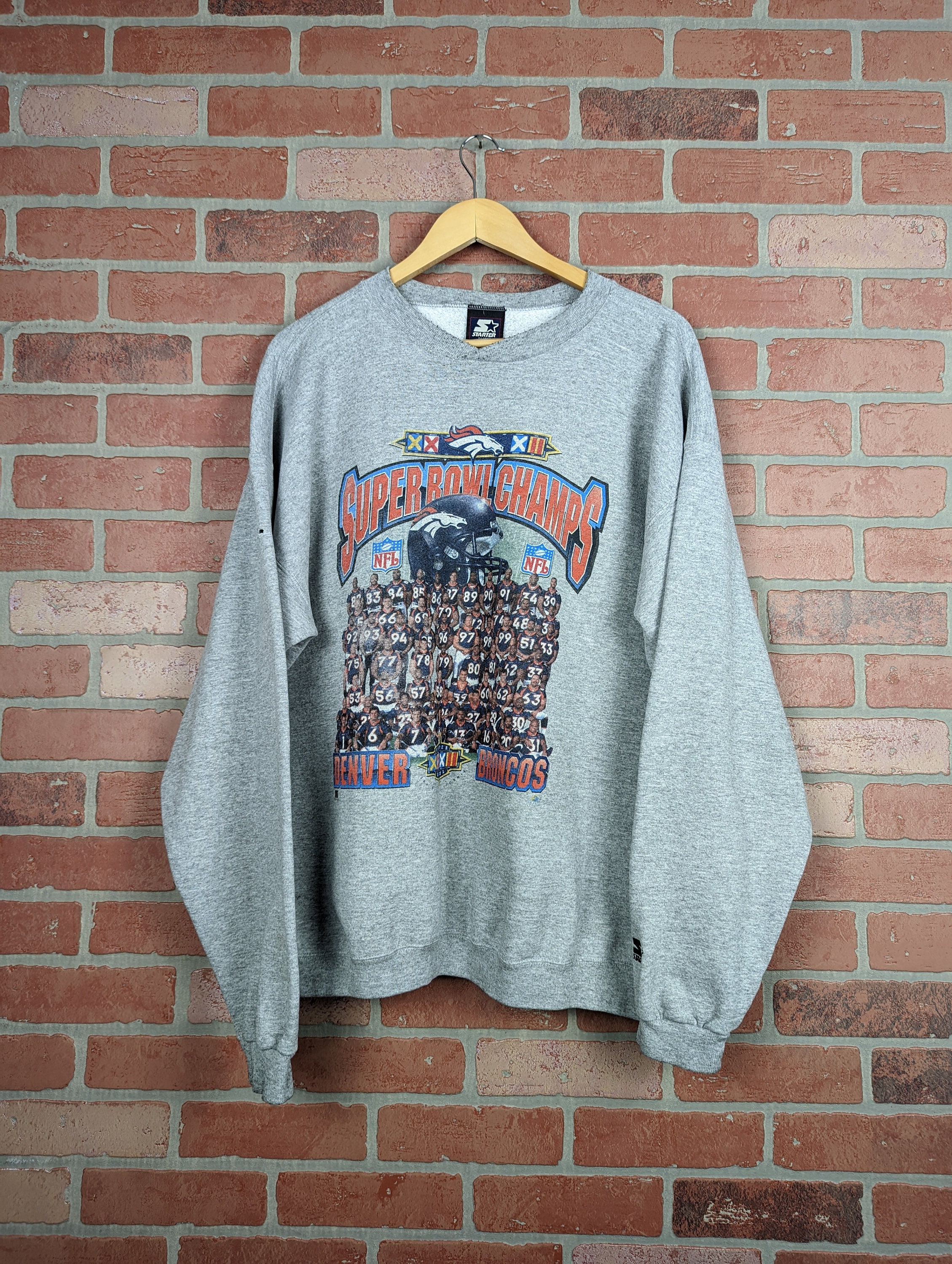 Vintage 90s Starter NFL Denver Broncos Football Team Photo ORIGINAL Crewneck Sweatshirt Extra Large