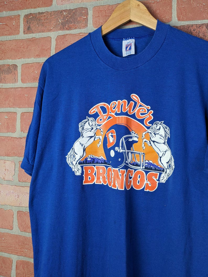 Vintage 80s 90s NFL Denver Broncos Football ORIGINAL Sports Tee Extra