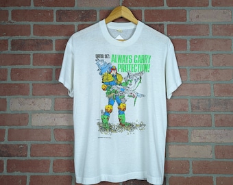 Vintage 80s Judge Dredd Always Carry Protection ORIGINAL Comic Book Tee - Extra Large (fits Large)