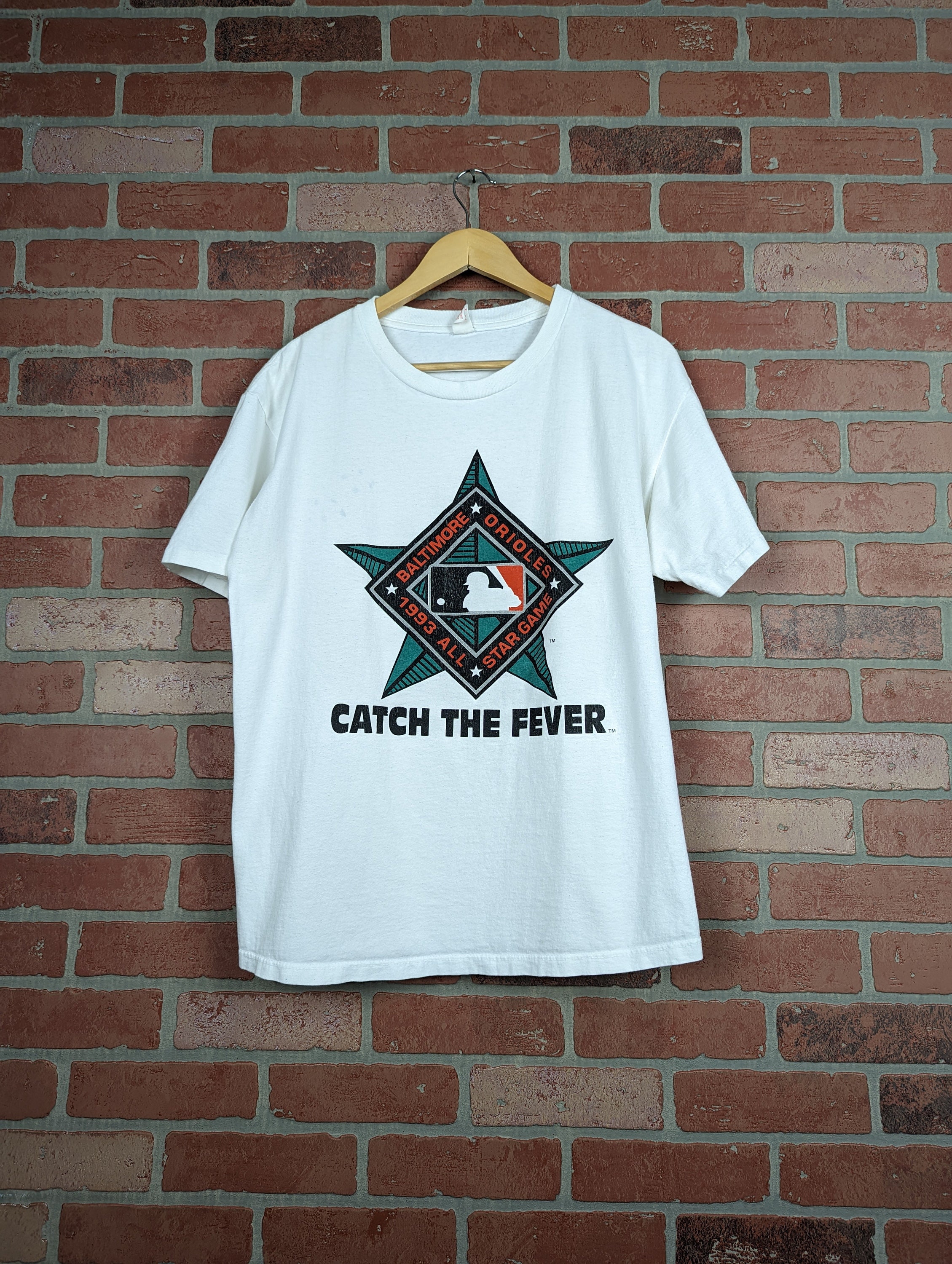 Vintage 1993 Baltimore Orioles Baseball Catch the Fever ORIGINAL Sports Tee  Extra Large 