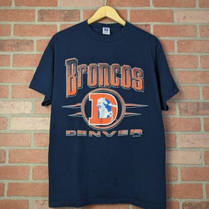 Vintage 90s NFL Denver Broncos Football ORIGINAL Sports Tee - Large