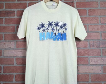 Vintage 70s 80s Hawaii Spellout ORIGINAL Tourism Tee - Large