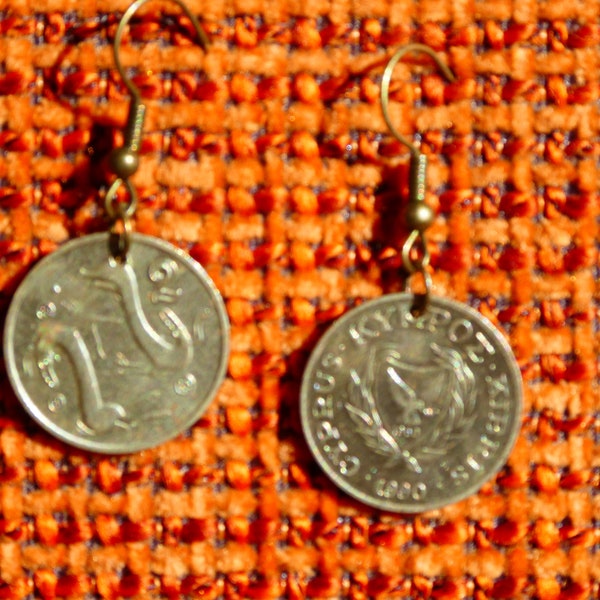 Earrings with 2 Cypriot lira, year 1993, from FLIPƧIDE