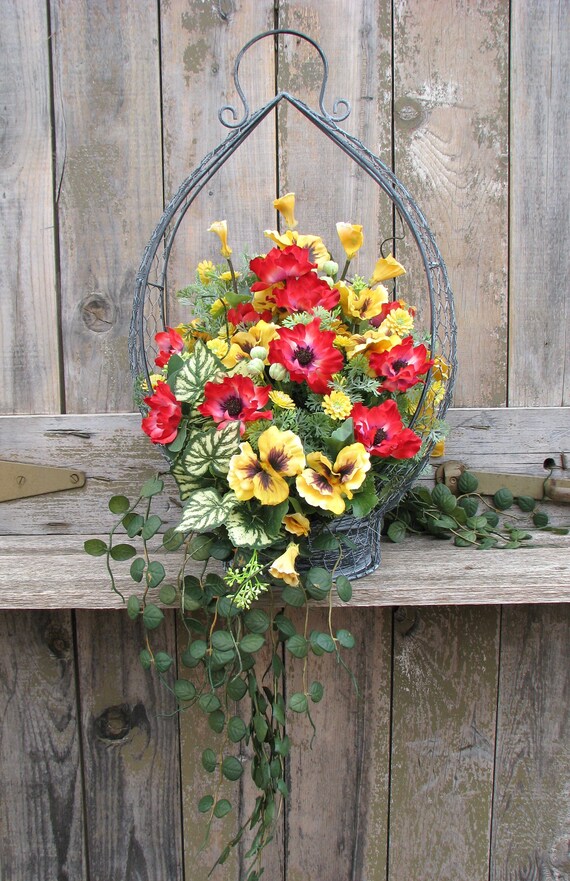 Hanging Wire Basket, Rustic Farmhouse Coffee Table Decor, Unique Artificial  Flower Arrangement, Kitchen Centerpiece - Etsy