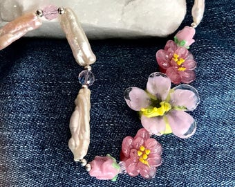 Pink Hibiscus Lampwork Necklace, Flower Lampwork Necklaces,  Pearl Necklaces,  Handmade Necklace, Art Glass, Gardening, Lampwork Beads, Love