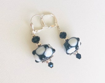 Black & White Lampwork Earrings, Handmade Earrings, Black Earrings, Beaded Earrings,  Lampwork Earrings, Art Glass, Lampwork Glass Beads