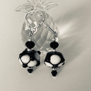 Black & White Lampwork Earrings, Handmade Earrings, Black Earrings, Beaded Earrings, Lampwork Earrings, Art Glass, Lampwork Glass Beads image 2