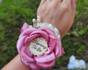 Wrist baby shower corsage/mom to be Wrist band/it's a girl baby's shower corsage/bridesmaids corsage