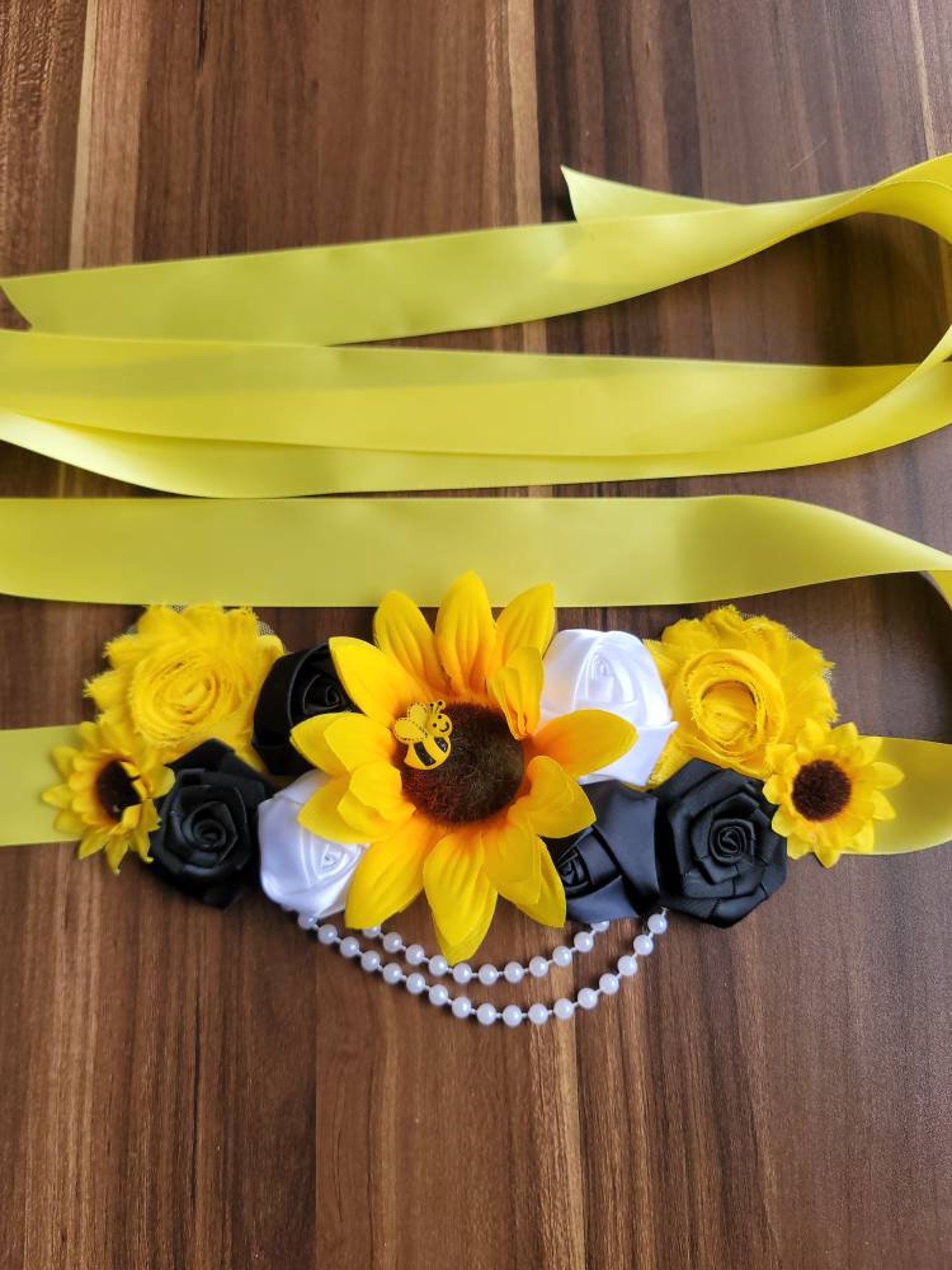Mom to bee sash/bee belly sash/bee baby shower Etsy