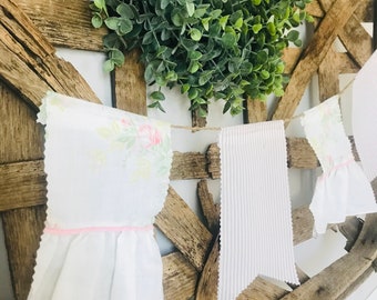 Vintage Ruffle Floral Bunting