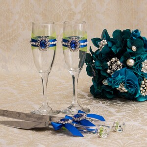 Wedding Flutes, Champagne Flutes, Wedding Cake Knife and Server Ser, Royal blue and Mint Wedding Decor