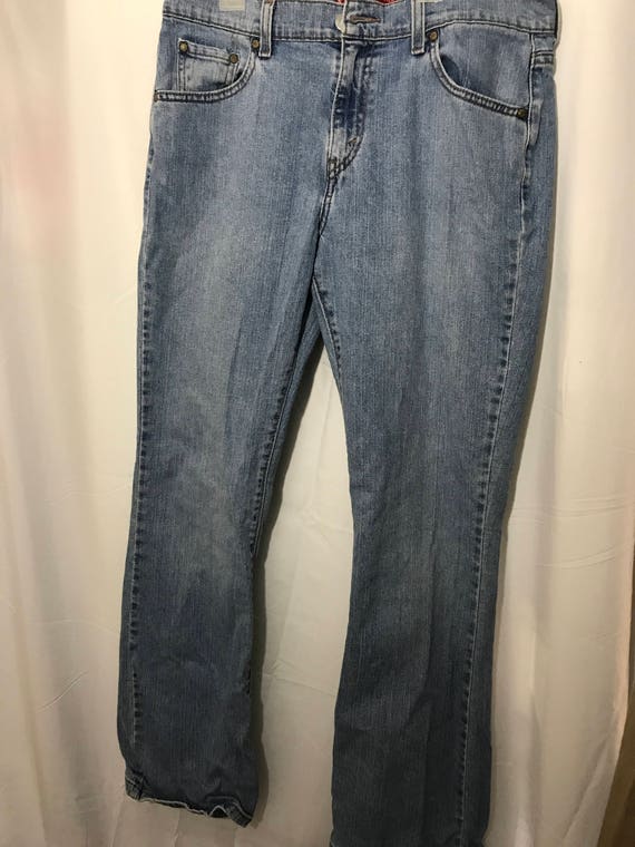 size 12 levi jeans womens