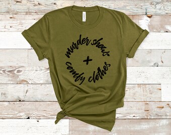 Murder Shows + Comfortabele kleren SSDGM True Crime Junkie short-sleeve T-shirt