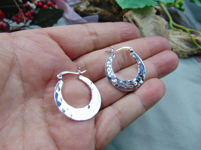 Gift for Her Sterling Silver Hoop earrings-1.2 Medium sized hoop earrings-Silver Circle Earrings Bridesmaid Gift-silver hoops