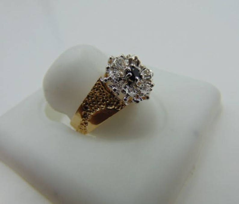 Vintage sapphire diamond cluster 9ct ring