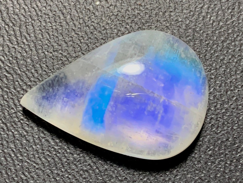 21x15x6 mm 15 Crt Natural White Moonstone Loose Cabochon Pear Shape White Rainbow Moonstone Gemstone Cabochon