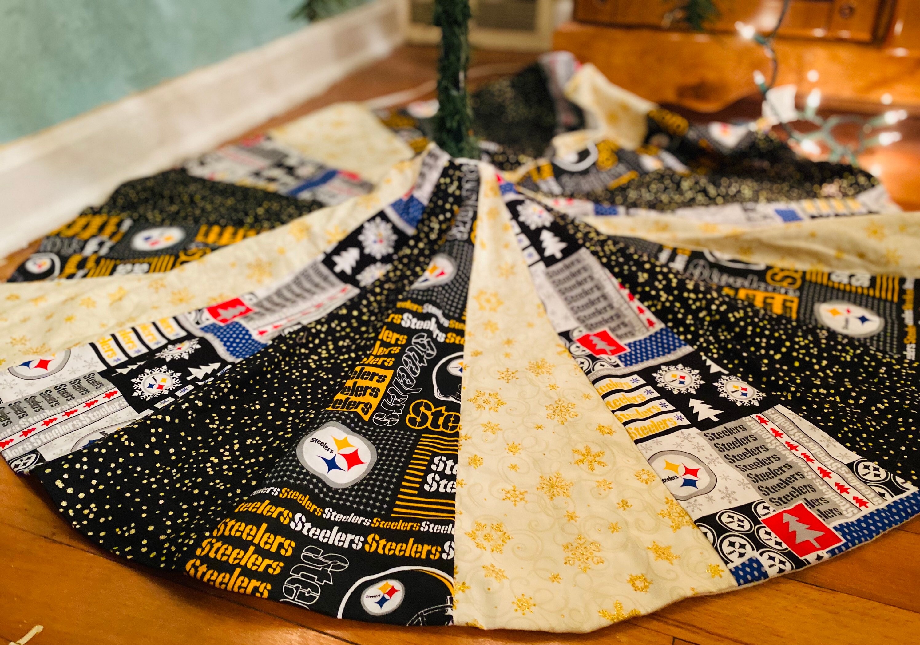 Steelers Tree Skirt 