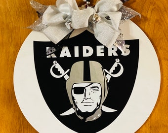 Door Hanger of Raiders