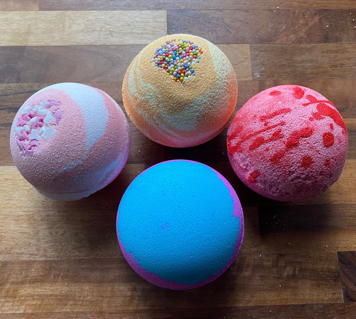 Large Glitter Bath Bomb Candy Floss Fragrance Pink Bath Etsy UK