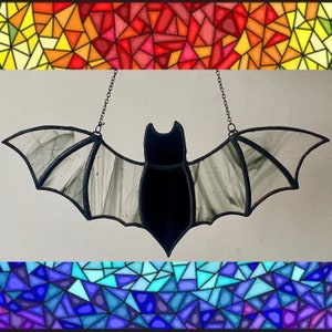 Stained Glass Bat Suncatcher / Goth Stained Glass Wall Decoration Witch Wall Decor Goth Gifts Window Hanging Black & Grey Stained Glass Bat