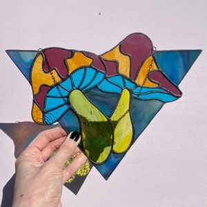 Large Stained Glass Mushroom Panel / Trippy Magic Mushroom Wall Decoration Psychedelic Acid Trip Decor Colourful Retro Hanging Light Catcher