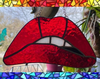 Stained Glass Rocky Horror Picture Show Suncatcher / Iconic Red Lips Window Art RHPS Inspired Wall Decoration Tim Curry Time Warp Cult Film