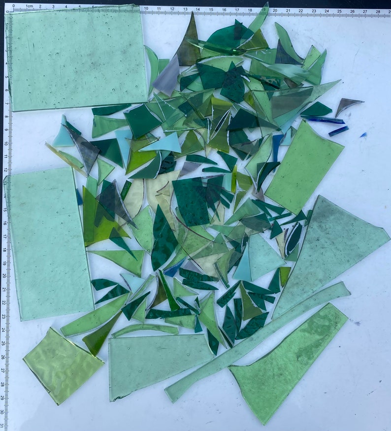 Green Stained Glass Pieces 500g / Mosaic Supplies Glass for Mosaics Art Stain Glass Offcuts Art Craft Supplies Scrap Glass Random Shapes Two