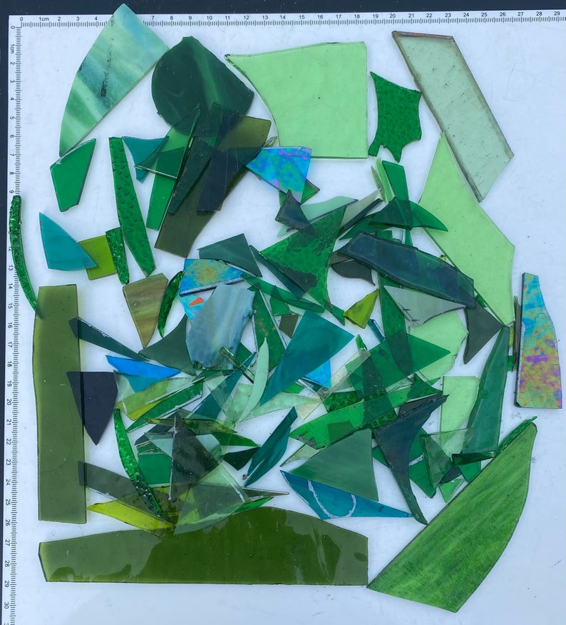 Green Stained Glass Pieces 500g / Mosaic Supplies Glass for Mosaics Art Stain Glass Offcuts Art Craft Supplies Scrap Glass Random Shapes Seven