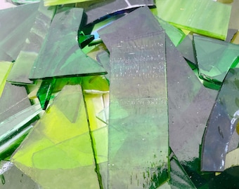 Green Stained Glass Pieces 500g / Mosaic Supplies Glass for Mosaics Art Stain Glass Offcuts Art Craft Supplies Scrap Glass Random Shapes