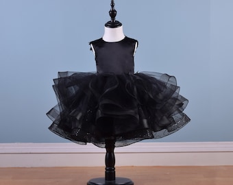 Black Lace Tulle Flower Girl Dress ,V Back  Flower Girl Dress , Tulle skirt in knee length ,Toddler Flower Girl Dress for special occasion