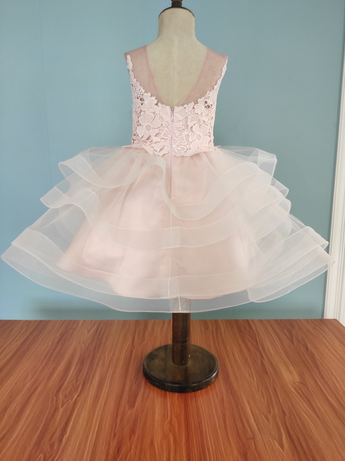 Contrast Color Lace Up Little Flower Dress main image 0
