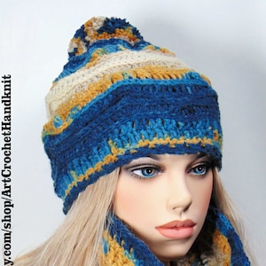Skimütze-Schal-Set Damen. Gestrickter Wintermützenschal mit Bommel. Mehrfarbiges blaues Häkelmütze-Schal-Set für Herren gestrickte