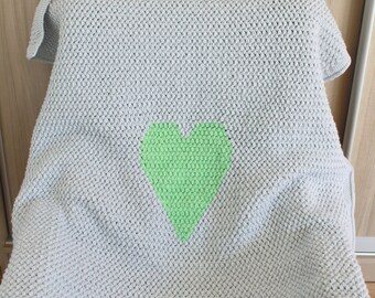 Crochet baby blanket with heart for crib - Baby blanket - Toddler blanket - Heart blanket - Baby heart blanket - Love blanket