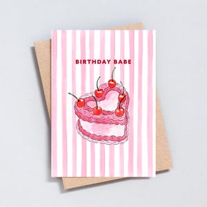 Birthday Babe-wenskaart, harttaart met kersen - A6- of 5 x 7-formaat - GC463