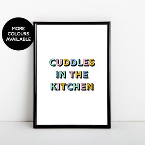 Coccole in cucina, stampa artistica, poster musicale anni 2000, disponibili nei formati A6, 5x7, A5, 8x10, A4, 11x14, A3