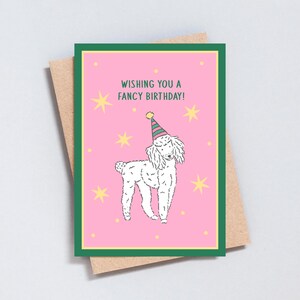 Divertente biglietto di auguri per il compleanno di un barboncino - Biglietto di auguri rosa con un simpatico cane per lei o per lui - Elegante biglietto di auguri per gli amanti dei cani - Biglietto d'auguri in formato A6 o 5x7 - GC515