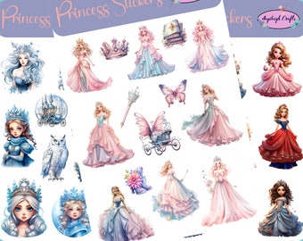 Op de afbeelding: Een vel met prinsessen-stickers met verschillende prinsessen, een koets, een vlinder, een toverstaf, een uil en een boek. De stickers zijn op een witte achtergrond.