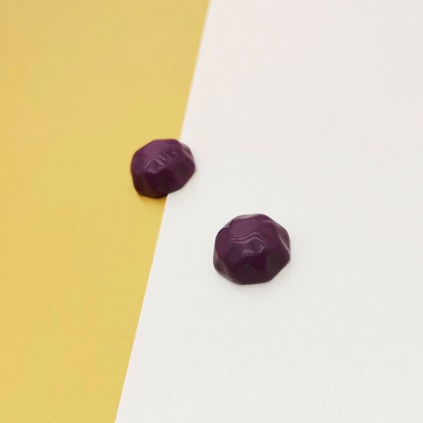 Aubergine Color Cabochon Flatbacks, Textured Surface Flatbacks for Embellishments, Flatbacks for Crafting UK, Acrylic Flatbacks, 4 Pieces.