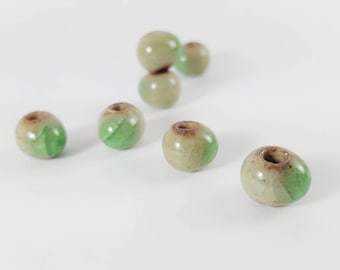 Cracked Green Ceramic Beads, Glazed Handmade Pottery Beads for Jewellery Making, 8mm, 20 Pieces