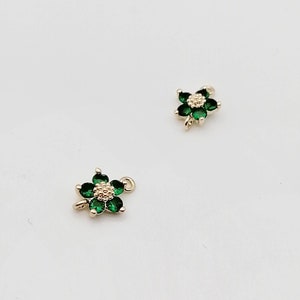Emerald Green Crystal Flower Head Connector Charm in 14k Gold Plate Bezel, Gemstone Connectors, 1 Piece