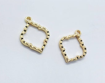 4x Magnolia Flower Earring Charms, Unique Gold Earring Pendants, Abstract Geometric Jewellery Making Findings