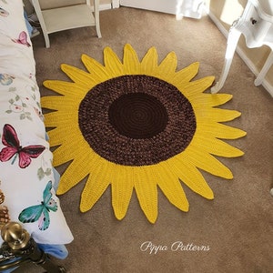 Crochet Sunflower Rug pattern photo tutorial Sunflower Rug crochet tutorial image 4